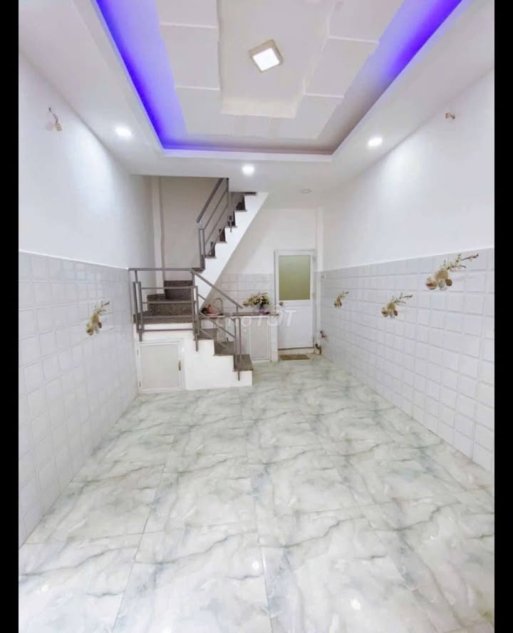 Nhà cho thuê mới xây quận Bình Thạnh 24m² giá 6.8 triệu - Sẵn sàng vào ở!