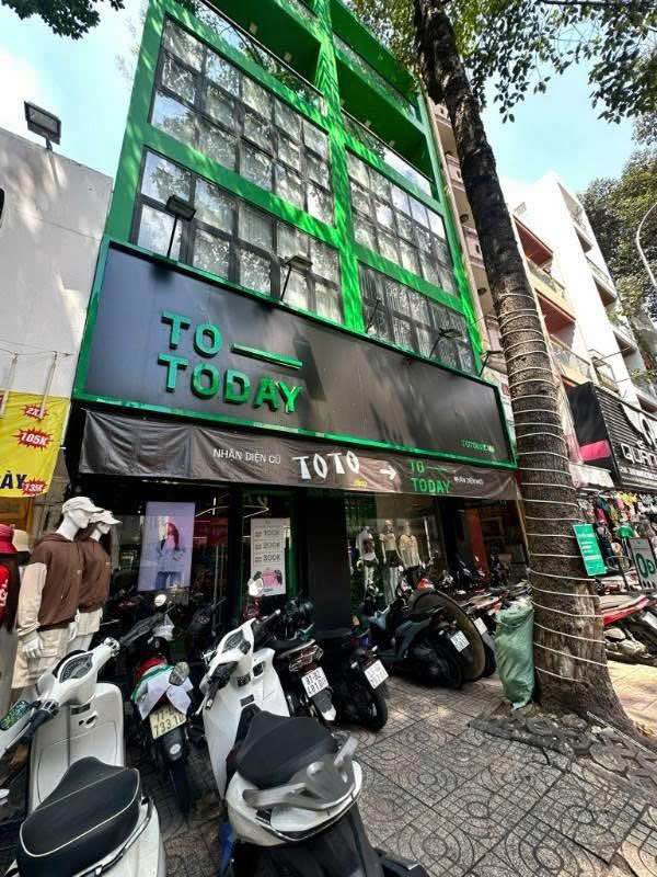 Nhà mặt tiền Nguyễn Trãi Quận 5, diện tích 640m² - Vị trí đắc địa cho kinh doanh!