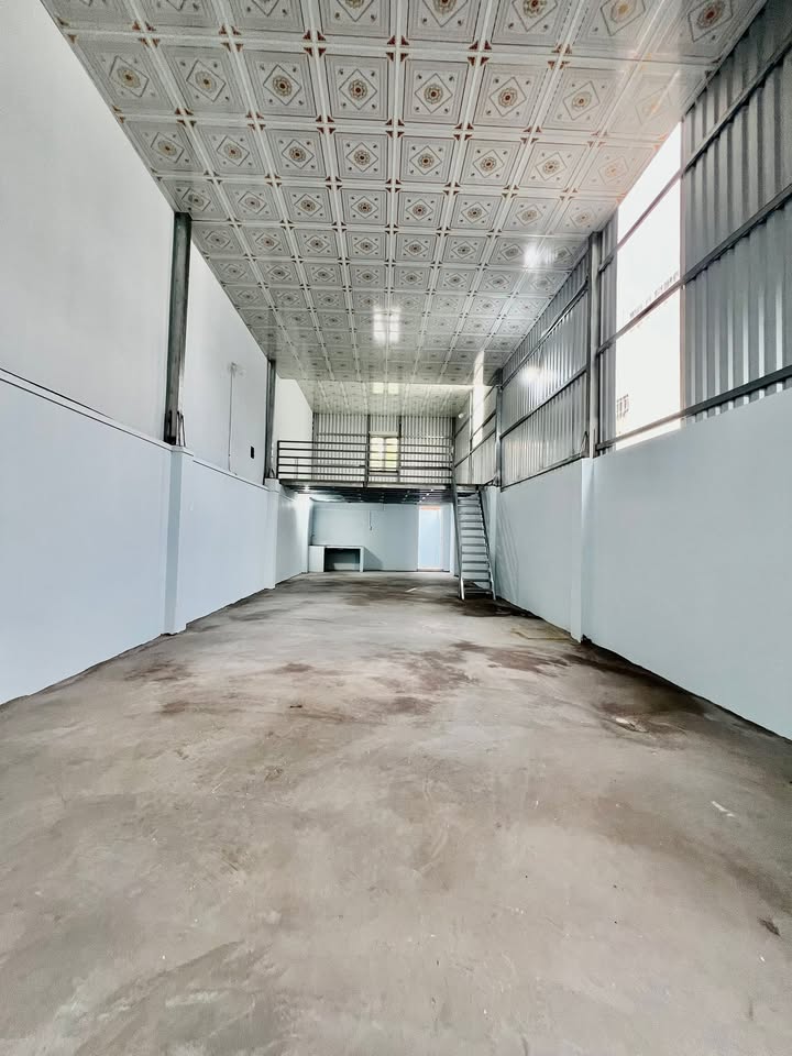 Nhà xưởng cho thuê quận 12, diện tích 100m² giá 7 triệu - Mới xây, sạch đẹp!