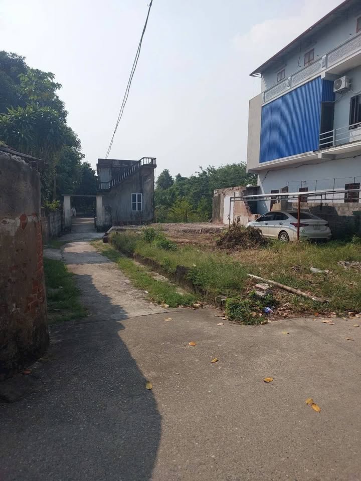 Bán đất TDP Lộng Đồng, Trường Thi, 60m² giá 1.1 tỷ - Ô tô đỗ cửa, hướng Đông!