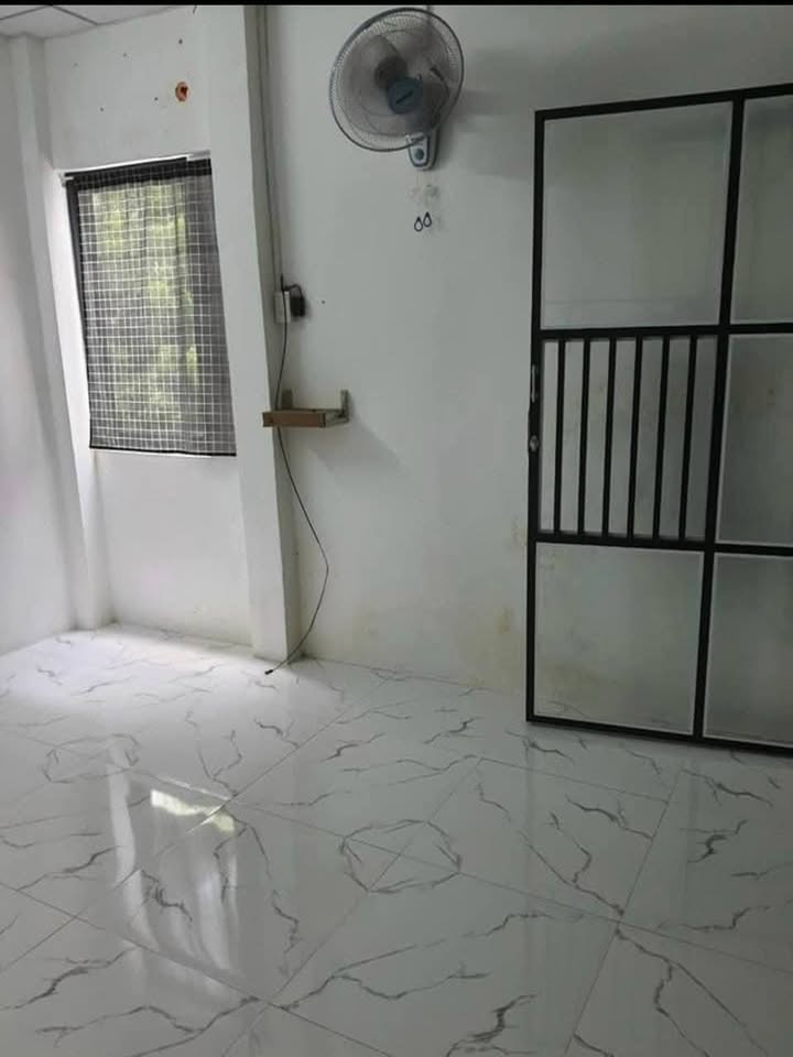 Nhà hẻm Nguyễn Thái Học, Rạch Giá 22m² giá 590 triệu - Khu vực an ninh, thoáng mát!