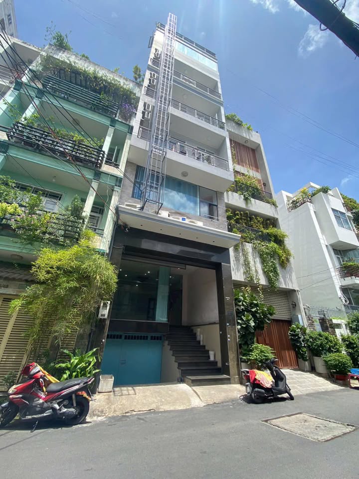 Nhà Bán Bùi Hữu Nghĩa, Bình Thạnh 72m² giá 19.7 tỷ - Hẻm 8m gần quận 1!