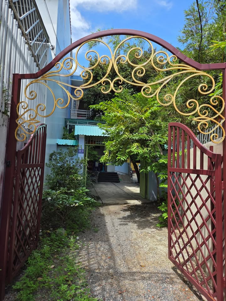 Bán nhà vườn 289m² hẻm 222 Lương Định Của, Nha Trang - Giá chỉ 7.5 tỷ!