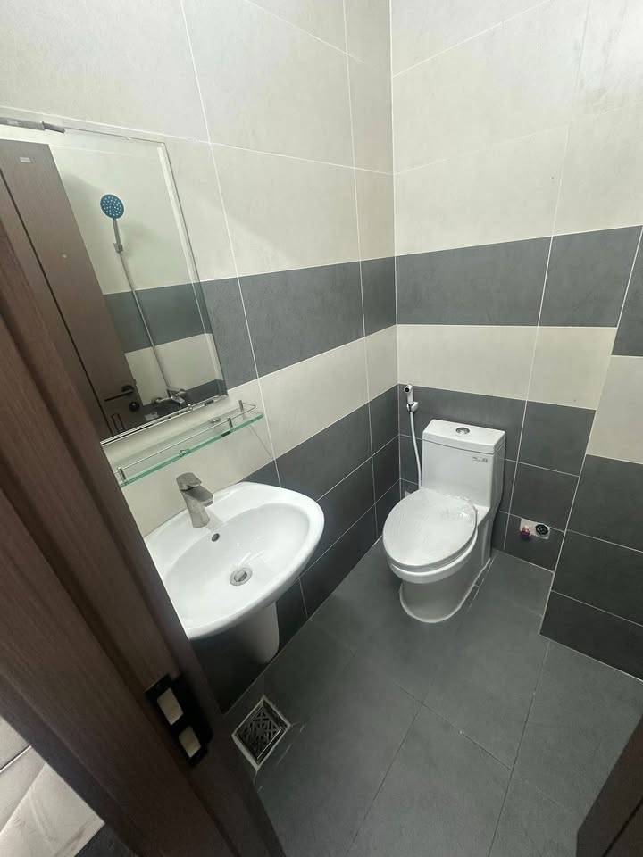 Phòng cho thuê mặt tiền B16, phường Hưng Phú, Cần Thơ - Giá chỉ 3.5 triệu/tháng!