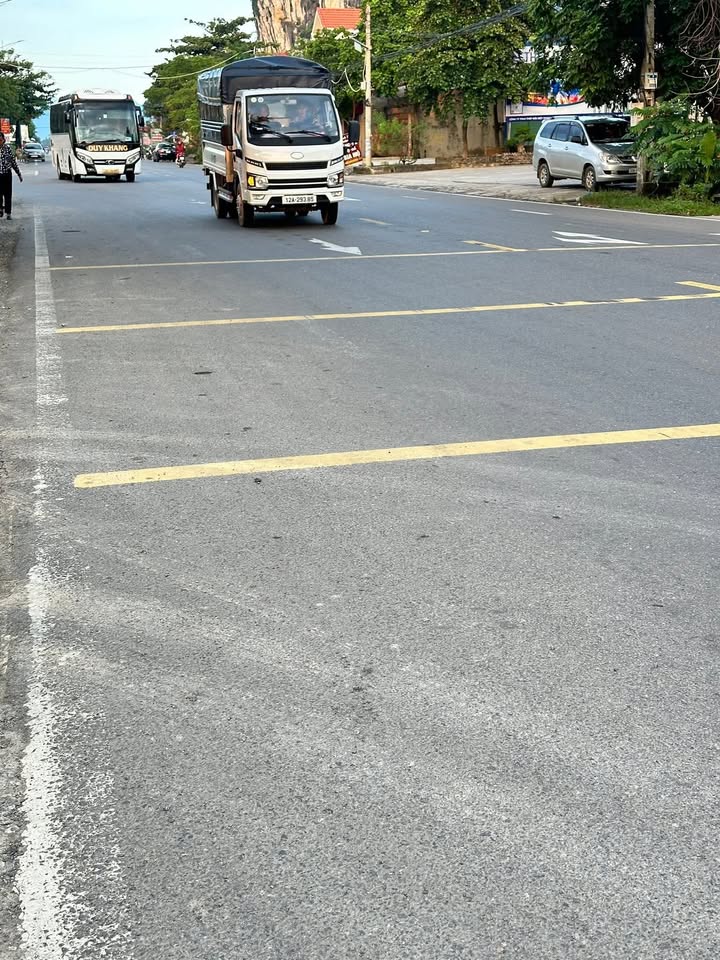 Đất nền Gia Tường Nho Quan 100m² giá chỉ 2 tỷ - Mặt tiền đường 477 kinh doanh thuận lợi!