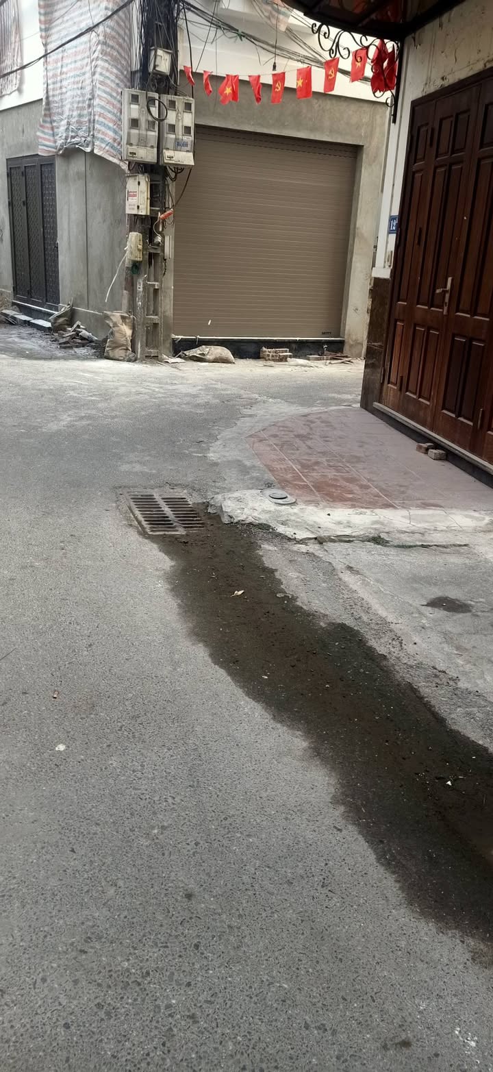 Nhà phố Kim Quan, Việt Hưng 35m² giá 10.5 tỷ - Ô tô vào tận nhà!