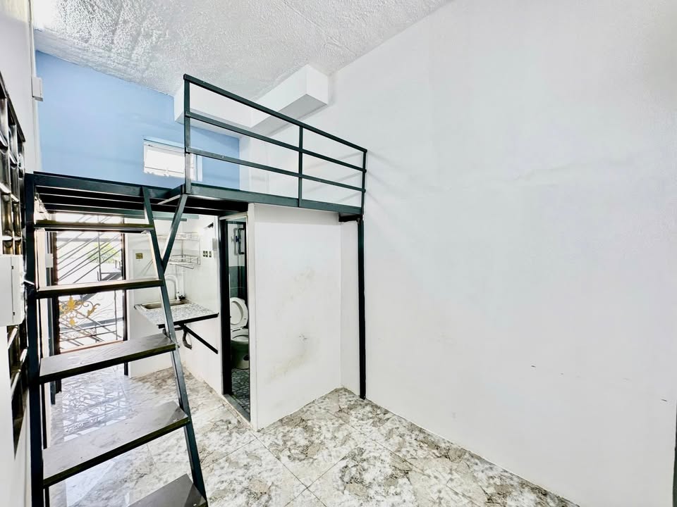 Căn hộ cho thuê tại 617 Lê Trọng Tấn, Bình Tân 3.2 triệu - Ban công thoáng mát!