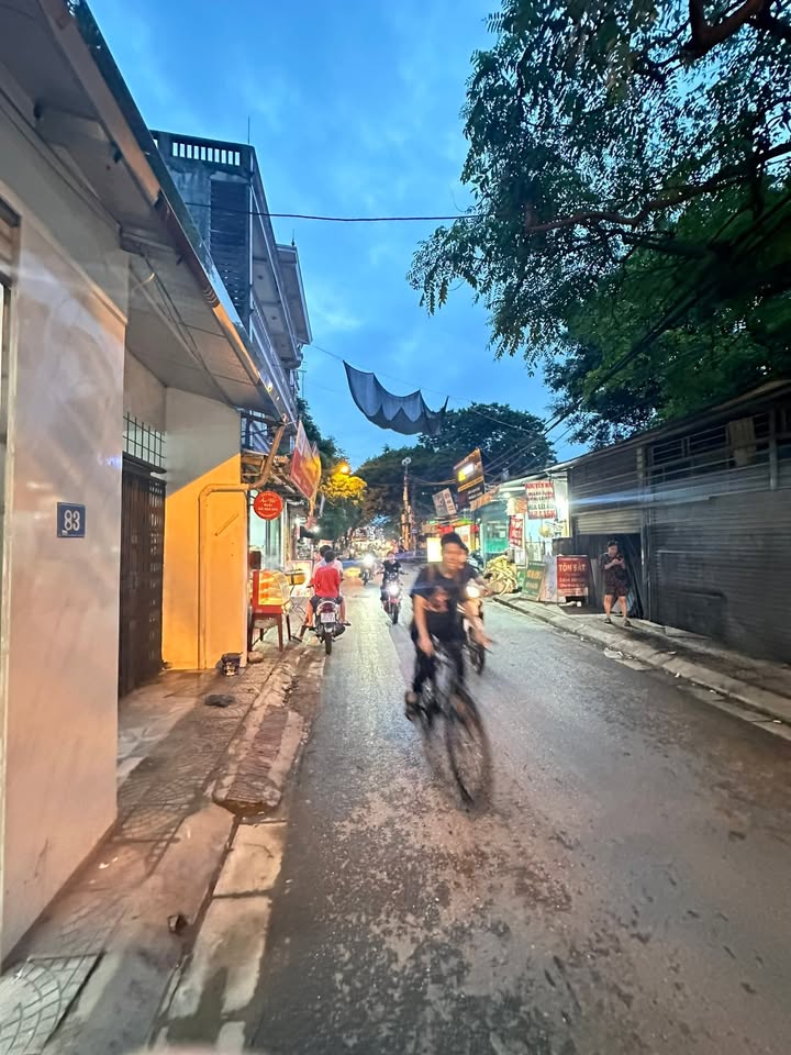 Cho thuê mặt bằng kinh doanh 85 Định Công Hạ 30m² - Vị trí đắc địa, kinh doanh thuận lợi!