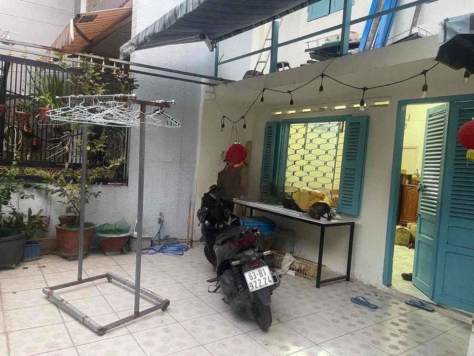 Nhà riêng đường Chử Đồng Tử, Phường 7, Quận Tân Bình 115m² giá 9 tỷ - Nở hậu, Sổ hồng riêng!