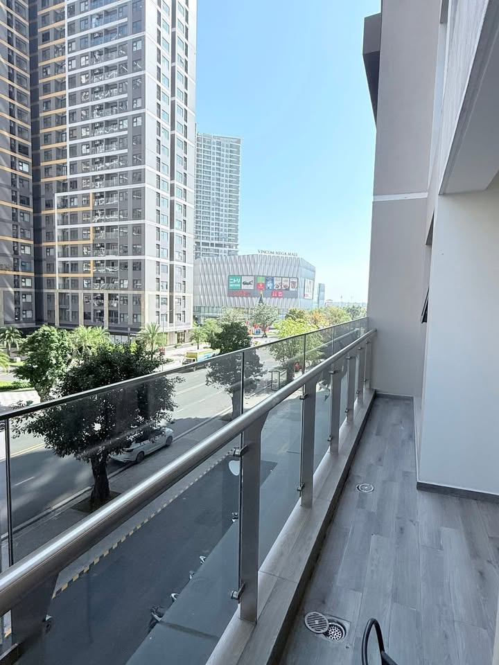 Căn hộ 2PN tại Toà A Masteri Centre Point Thủ Đức - Full nội thất, sân vườn thoáng đãng!