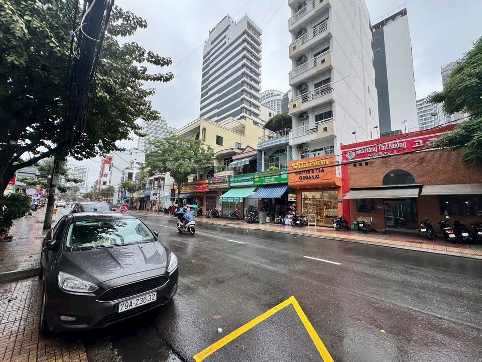 FrontHouse mặt tiền Nguyễn Thiện Thuật, Lộc Thọ 248m² giá 80 tỷ - Đầu tư sinh lời ổn định!