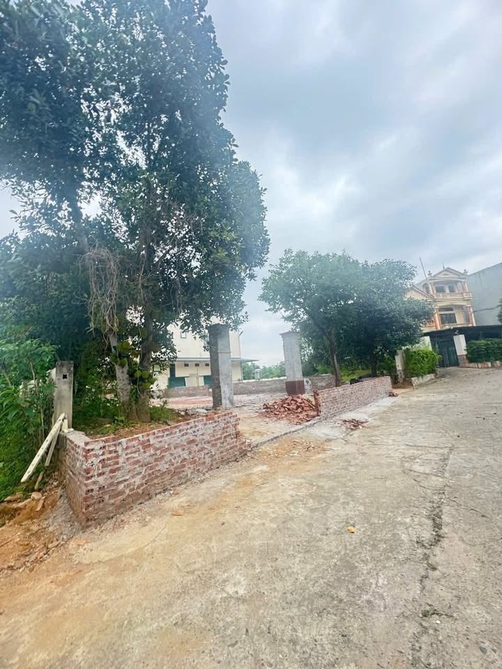 Đất thổ cư 100m² tại khu 4B Vân Phú - Giá chỉ 2 tỷ, mặt tiền 4m!