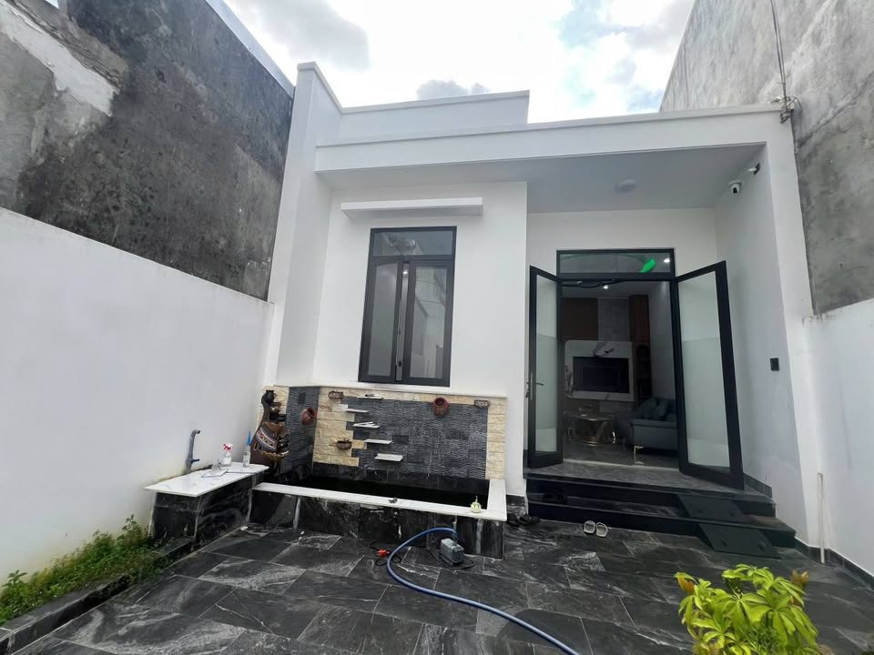 Nhà đẹp tại Thạch Bích, Quảng Ngãi 117m² giá 1.5 tỷ - Sẵn sàng vào ở!
