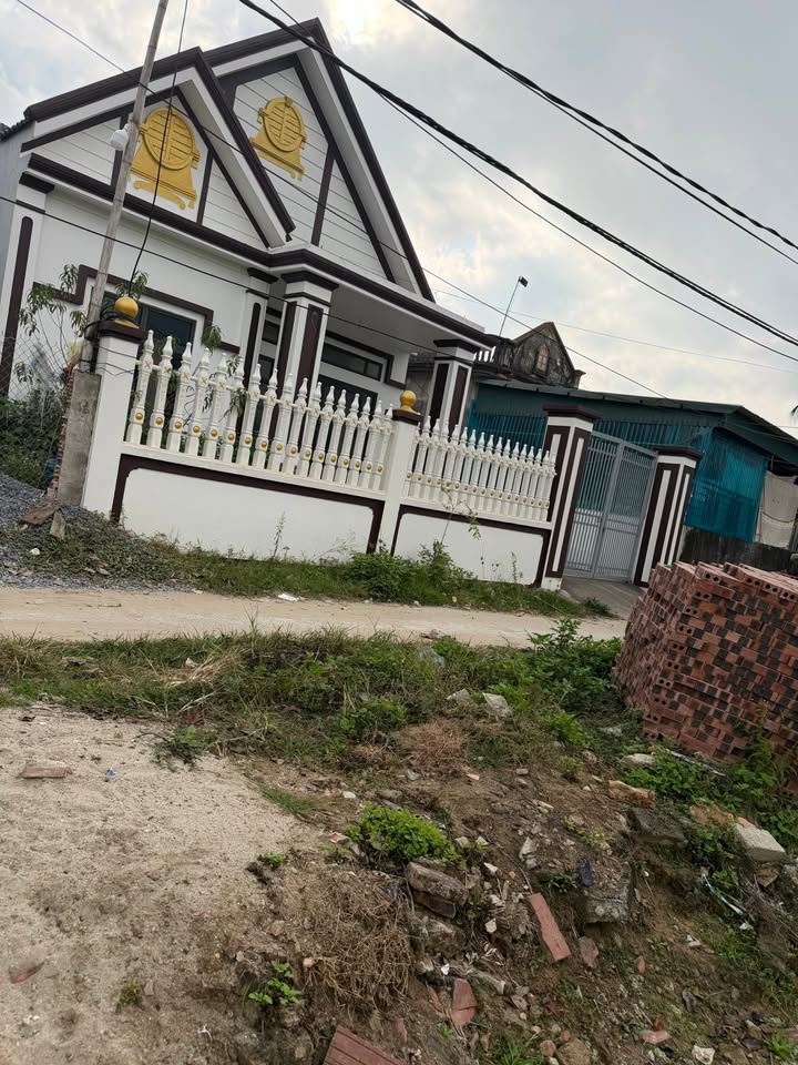 Nhà cấp 4 mặt tiền đường 510, xã Hoằng Tiến, 240m² - Vị trí đẹp, pháp lý rõ ràng!