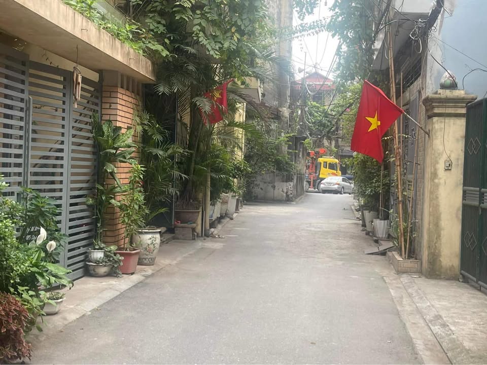 Nhà mặt ngõ Hà Huy Tập, Yên Viên 81m² giá 3.4 tỷ - Cơ hội đầu tư hấp dẫn!