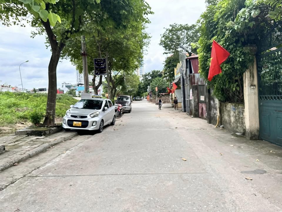 Đất nền mặt tiền 4.4m Ngọc Thụy Long Biên 80m² giá 4.68 tỷ - Vị trí đắc địa gần Mipec!