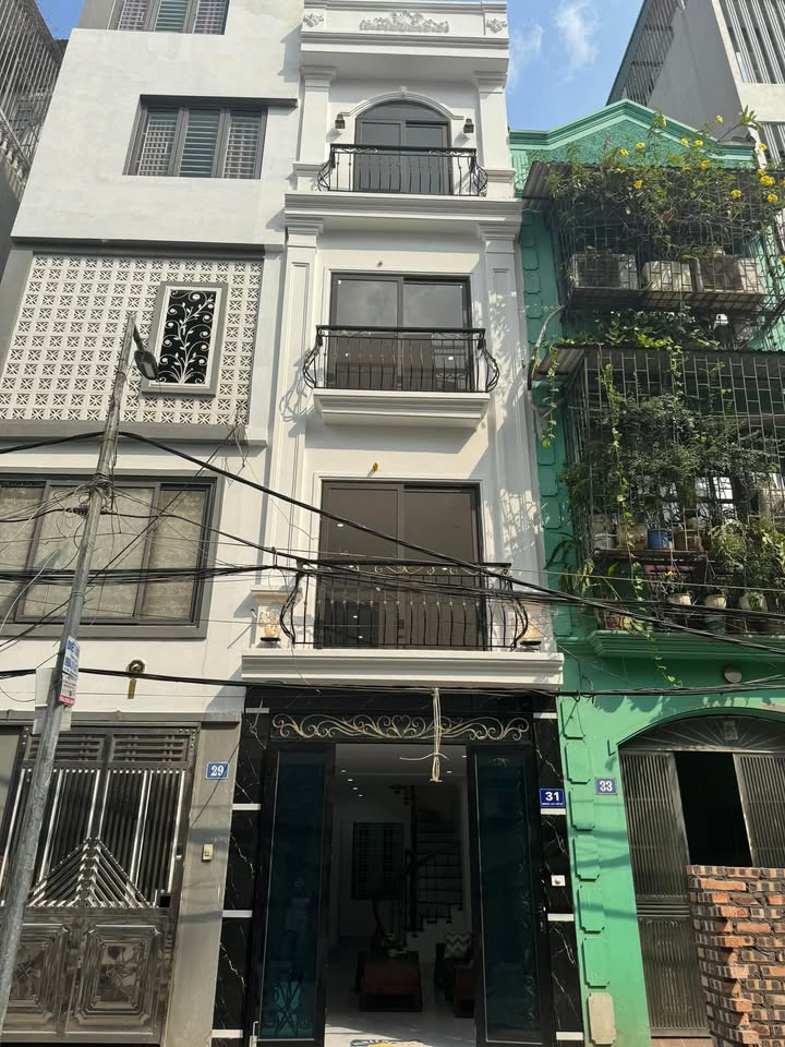 Nhà 4 tầng Bồ Đề 30m² giá 3 tỷ - Chính chủ, sẵn sàng vào ở!