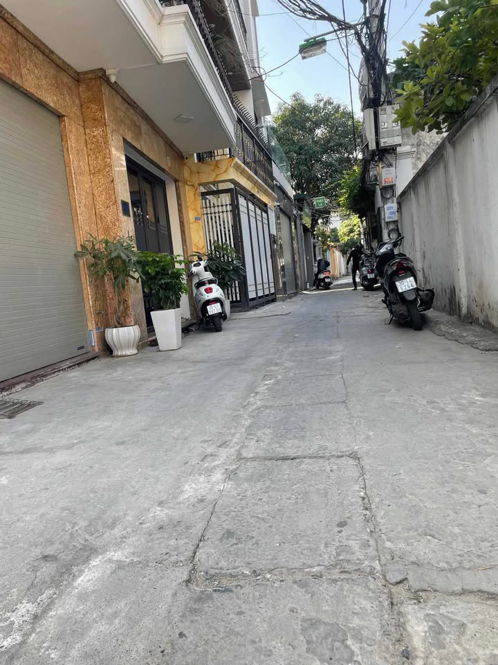 Nhà phố Hồng Tiến, Bồ Đề 48m² giá 7 tỷ - Lô góc ô tô đỗ cửa