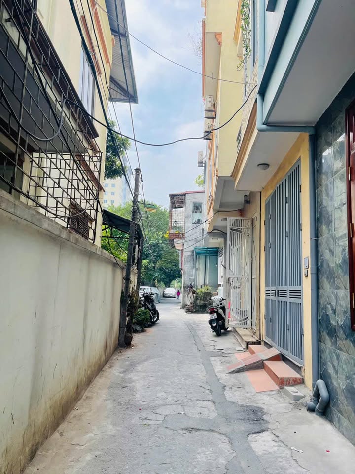 Lô đất Giang Biên - Long Biên 56m² giá 4.59 tỷ - Đường ô tô vào tận nơi!