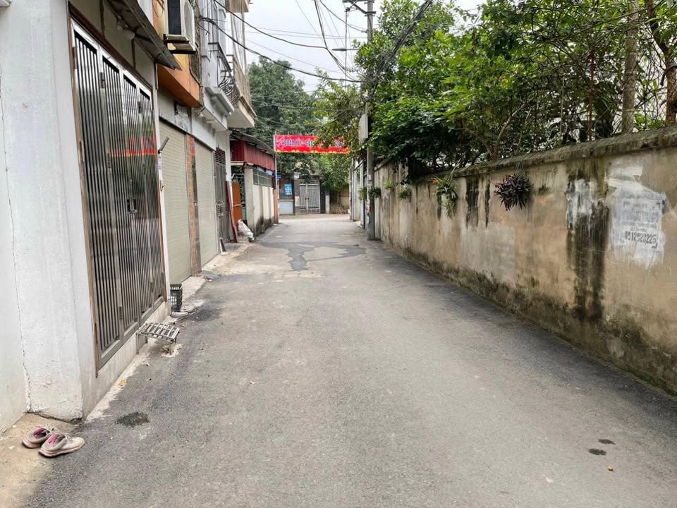 Đất 50m² Thạch Bàn Long Biên giá 3 tỷ - Ô tô vào tận nơi!