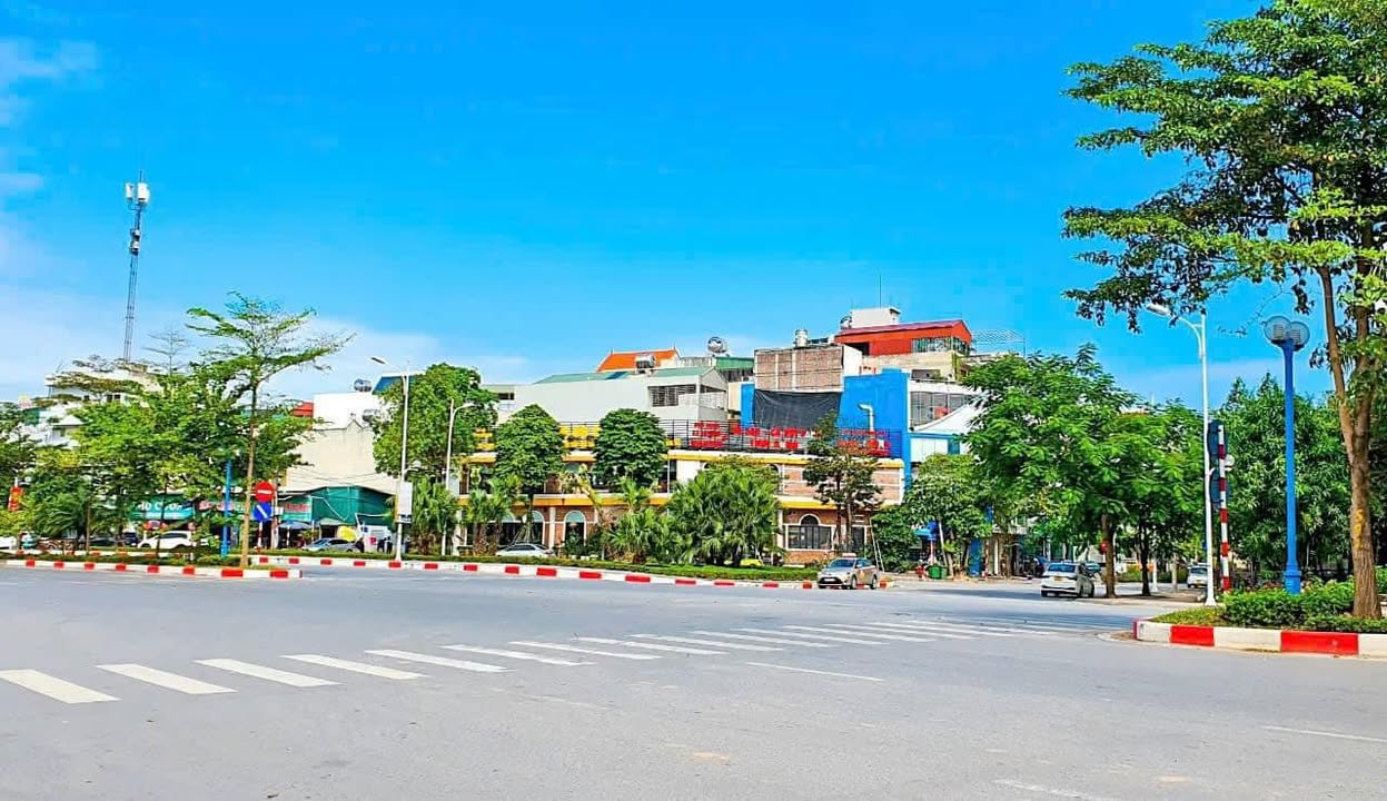 Nhà mặt phố Cổ Linh Long Biên 60m² giá 15.5 tỷ - Chính chủ bán gấp!