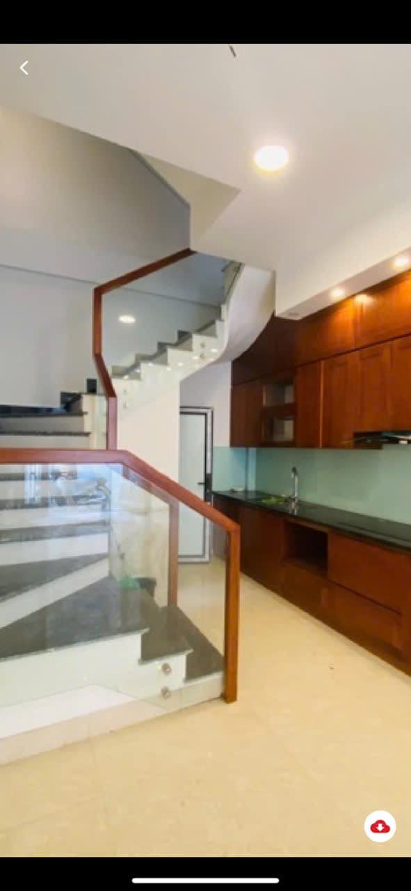 Nhà phố Ngọc Thụy, Long Biên 31m² giá 3 tỷ - Sẵn sàng ở ngay!