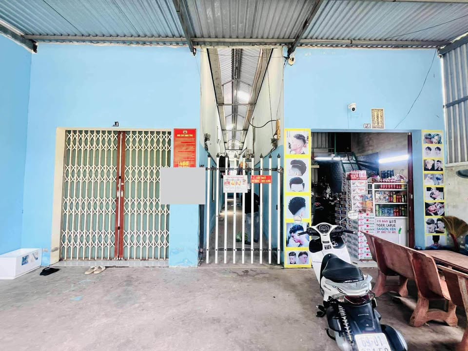 Dãy Nhà Trọ đường Tạ Uyên, An Xuyên, Cà Mau 192m² giá 3.8 tỷ - Đầu tư sinh lời hấp dẫn!