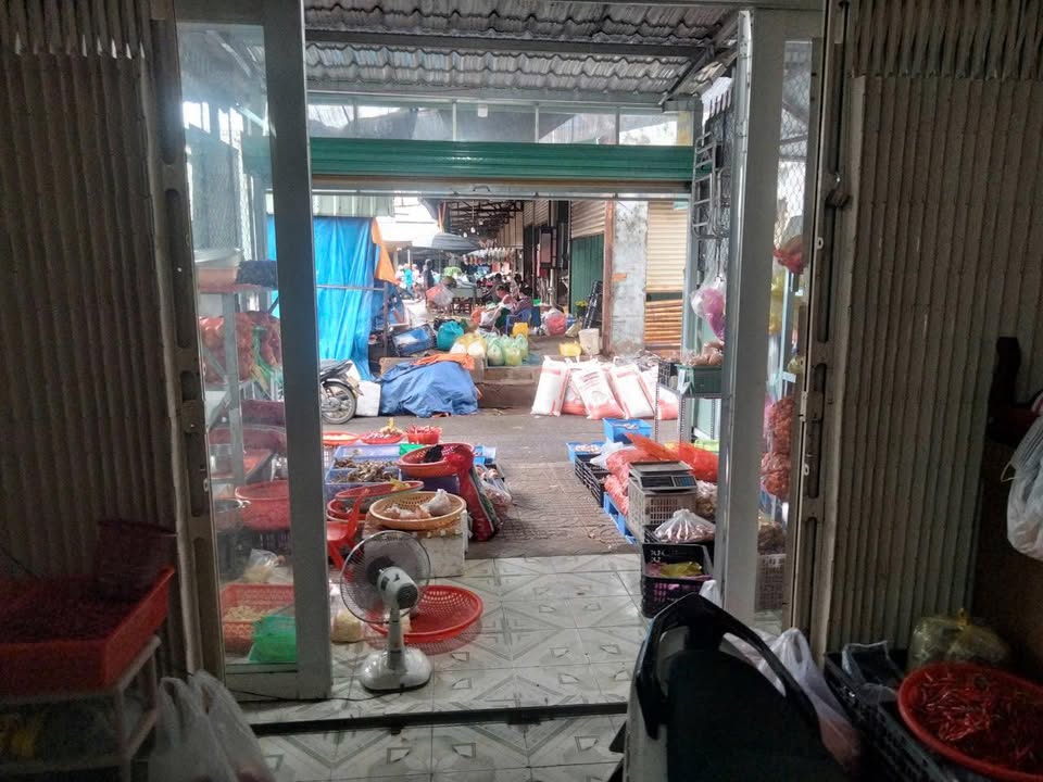 Nhà đất mặt tiền chợ Thạnh Bình, phường An Thạnh 120m² giá 5 tỷ - Cơ hội đầu tư tuyệt vời!