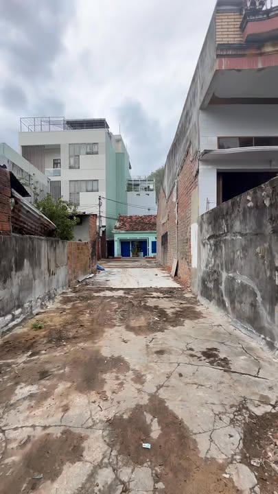 Đất nền Quy Nhơn Nam 47m² giá 2.45 tỷ - Sổ đỏ chính chủ, tiện ích đầy đủ!