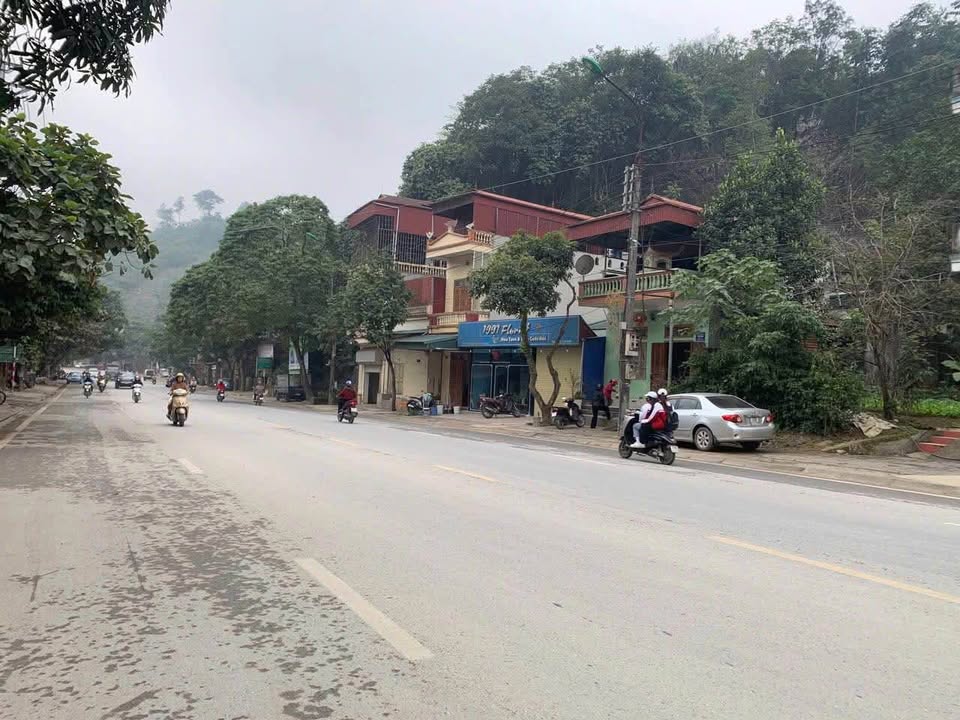Đất nền Ngọc Hà, Hà Giang 155m² giá 3 tỷ - Vị trí đắc địa, kinh doanh thuận lợi!
