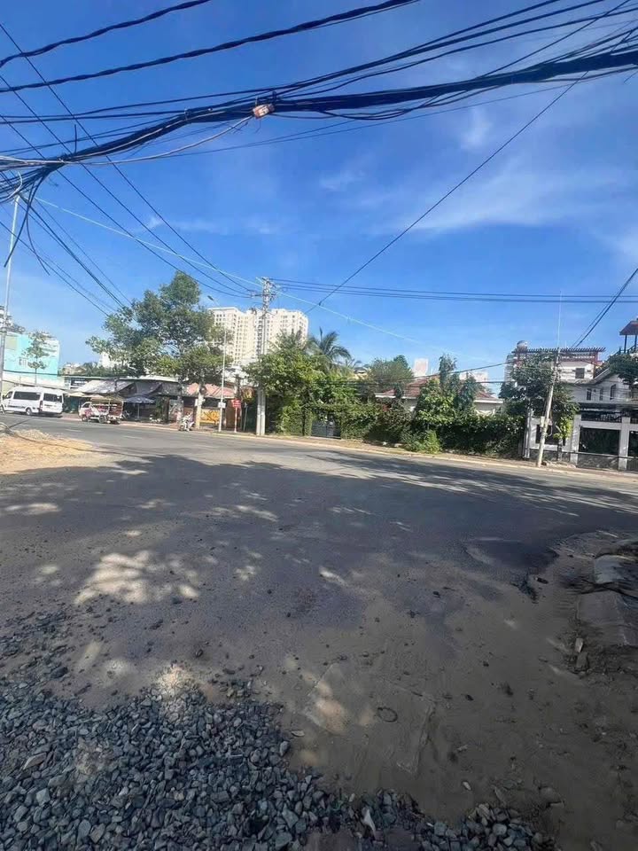 Đất hẻm ô tô đường Lạc Long Quân, Vũng Tàu 117m² giá chỉ 7.9 tỷ - Cơ hội đầu tư tuyệt vời!