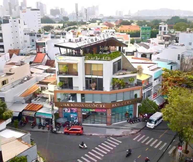 FrontHouse Nha Trang 190.5m² giá 42 tỷ - Căn góc 2 mặt tiền tuyệt đẹp!