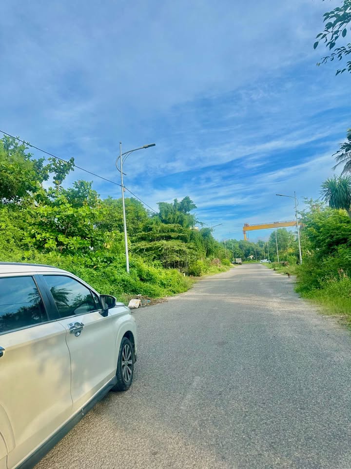 Mặt tiền FrontHouse Lê Thị Hồng Gấm Cam Ranh 96m² - Vị trí đẹp, giá tốt nhanh tay sở hữu!