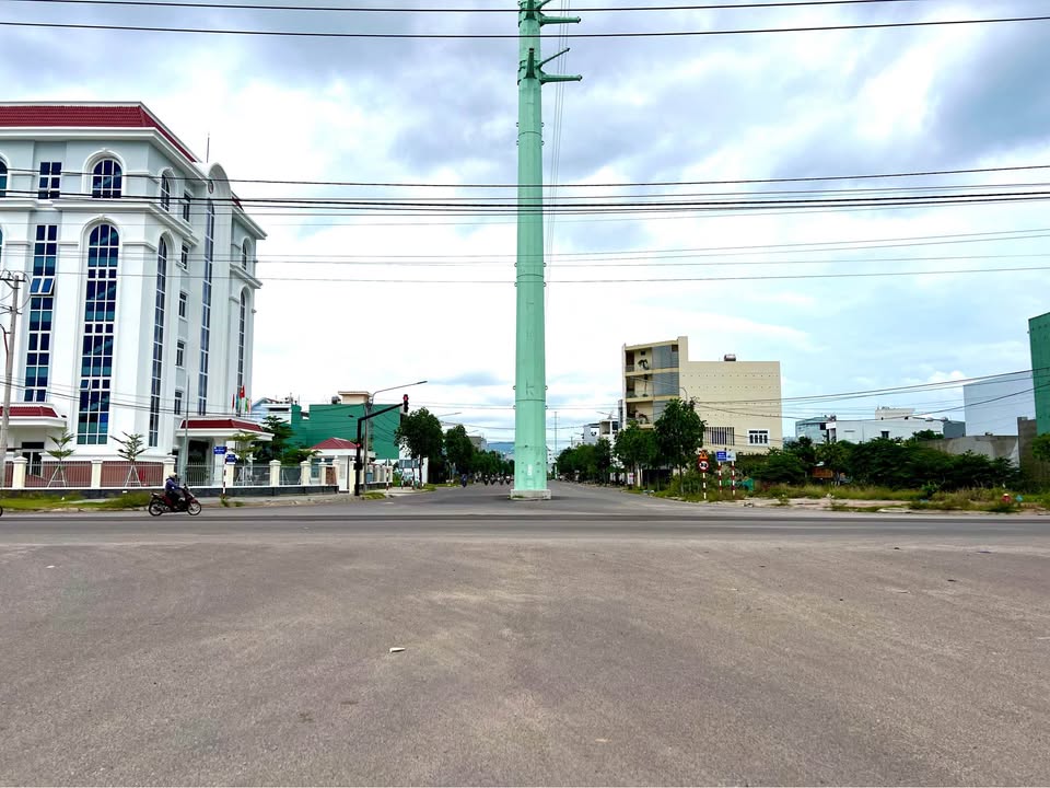 Đất Mặt Tiền Đường Nguyễn Mân, Quy Nhơn 100m² giá 4.59 tỷ - Cơ hội đầu tư hấp dẫn!