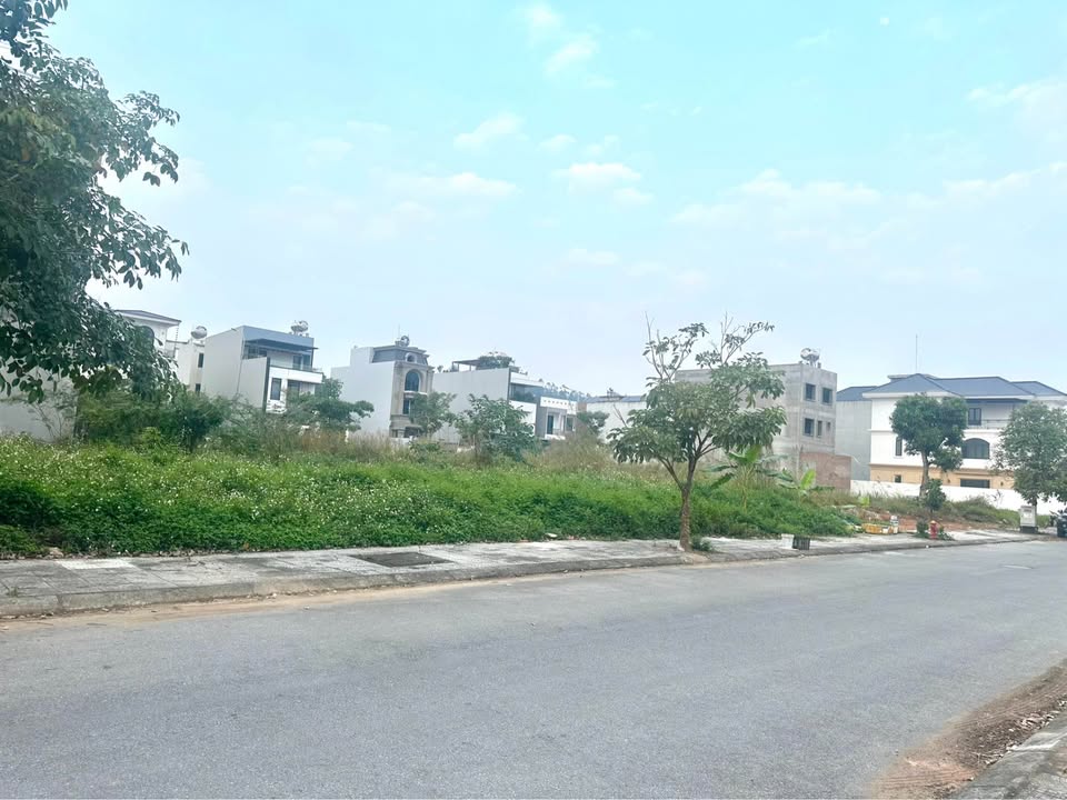 Đất biệt thự Park Hill Thành Công - Vĩnh Yên 150m² giá 3.76 tỷ - Sổ đỏ chính chủ!