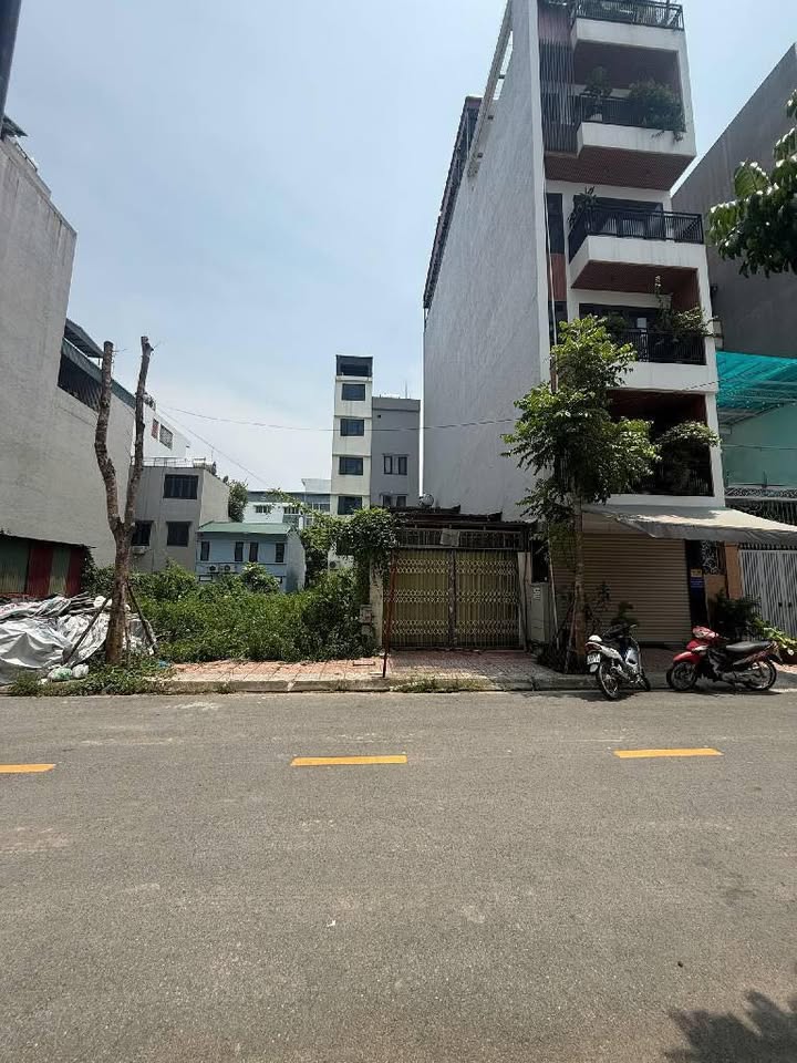 Đất phân lô Ngọc Thụy Long Biên 80m² - Đầu tư sinh lời, vị trí đắc địa!