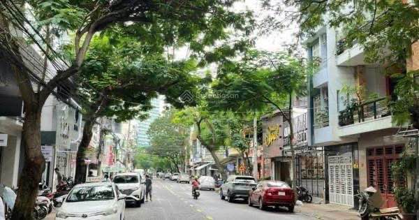 Bán Nhà 3 Tầng Mặt Tiền Hồng Bàng, Nha Trang 180m² giá 33 tỷ - Kinh doanh sầm uất!