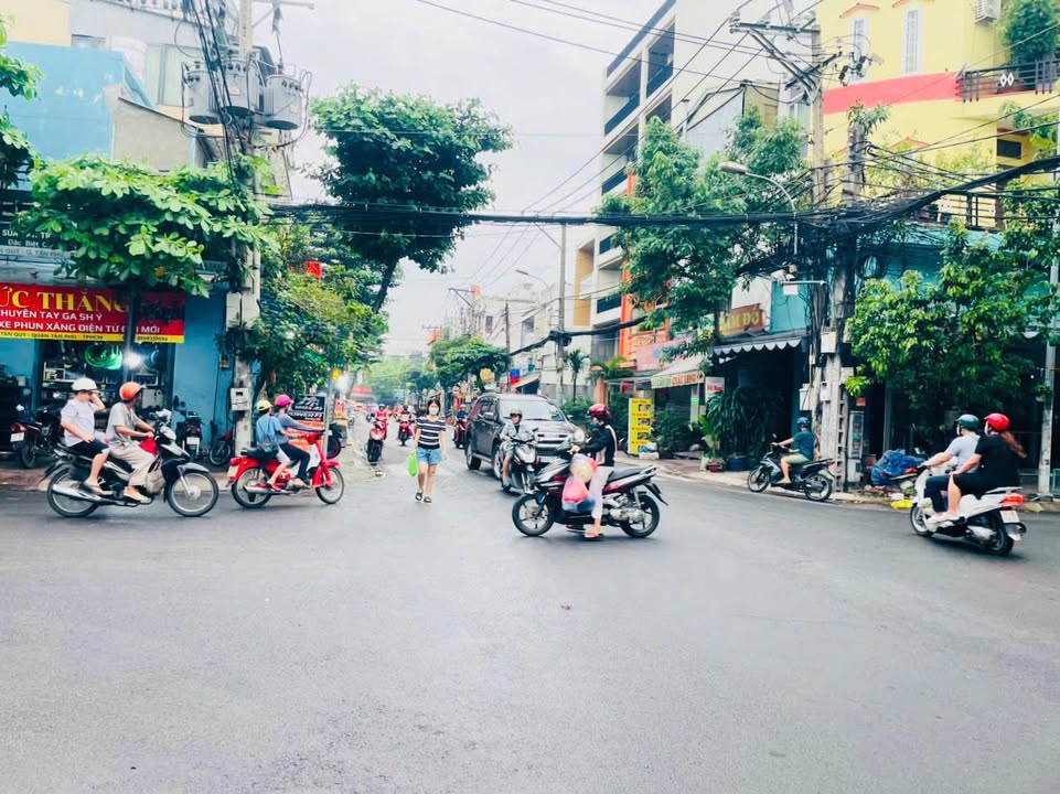 Nhà mặt tiền Cầu Xéo, Tân Sơn Nhì, 80m² giá 12.5 tỷ - Vị trí đắc địa, kinh doanh thuận lợi!