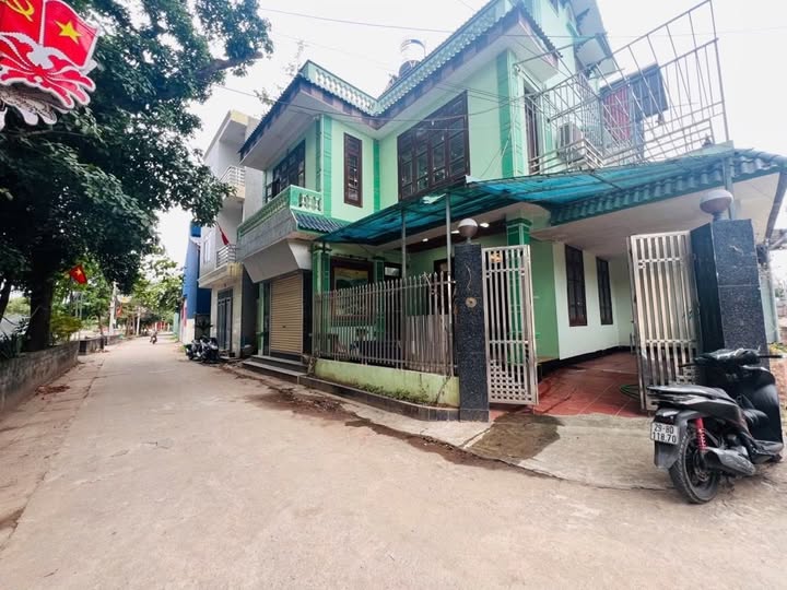 Nhà 3 tầng lô góc 136m² Vạn Phúc, Thanh Trì giá 10.6 tỷ - Phù hợp kinh doanh