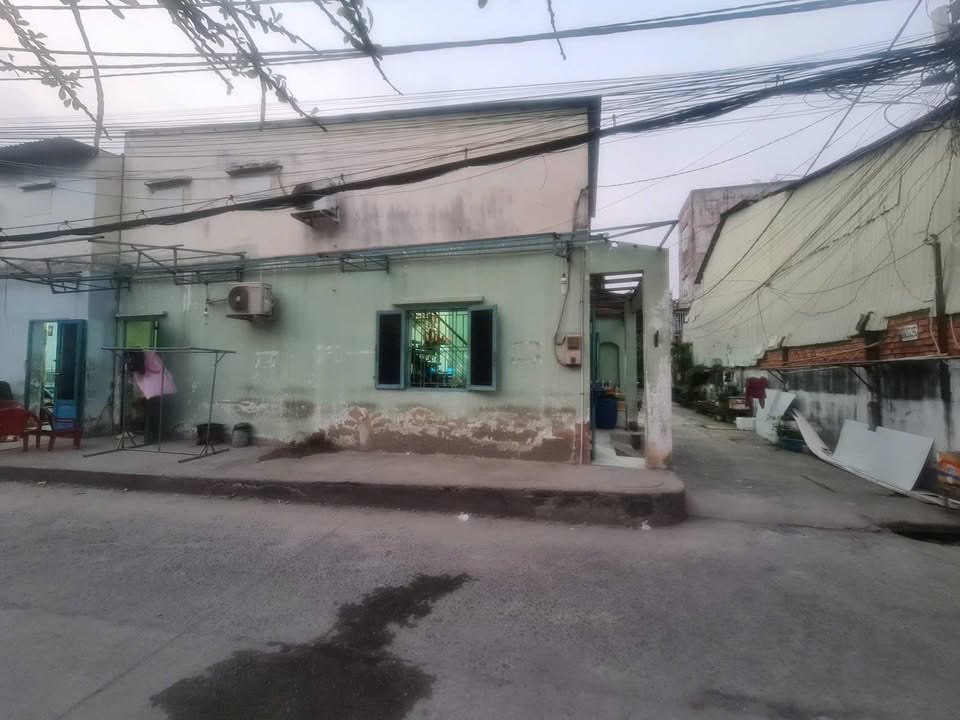 Nhà cấp 4 mặt tiền Quốc Lộ 13, Thủ Đức 88m² giá 4.8 tỷ - Đầu tư sinh lời ngay!