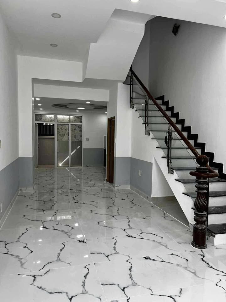 Nhà phố Trần Anh Riverside Bến Lức 58m² giá 2.3 tỷ - Sẵn sàng cho thuê ngay!