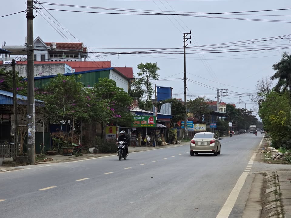 Đất nền mặt đường QL17, 90m², vị trí kinh doanh thuận lợi - Sổ đỏ chính chủ!