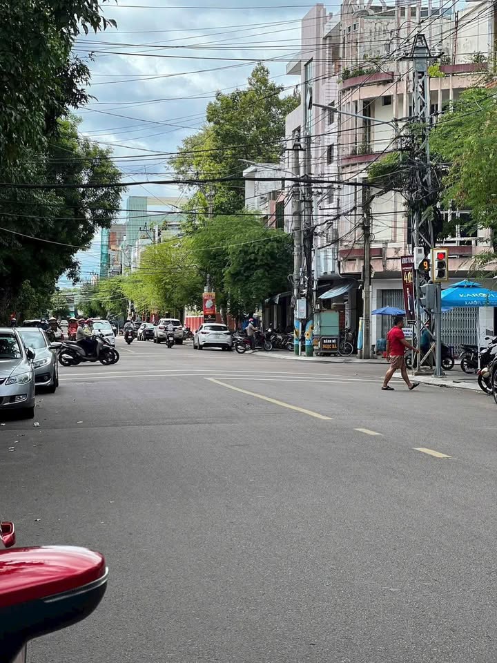 Bán nhà mặt tiền đường Lê Hồng Phong - Quy Nhơn 150m² giá 15 tỷ - Kinh doanh sầm uất!