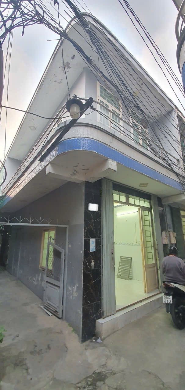 Nhà bán quận 8, đường Phú Định, 26m², giá 1.63 tỷ - Căn góc đẹp, pháp lý đầy đủ!