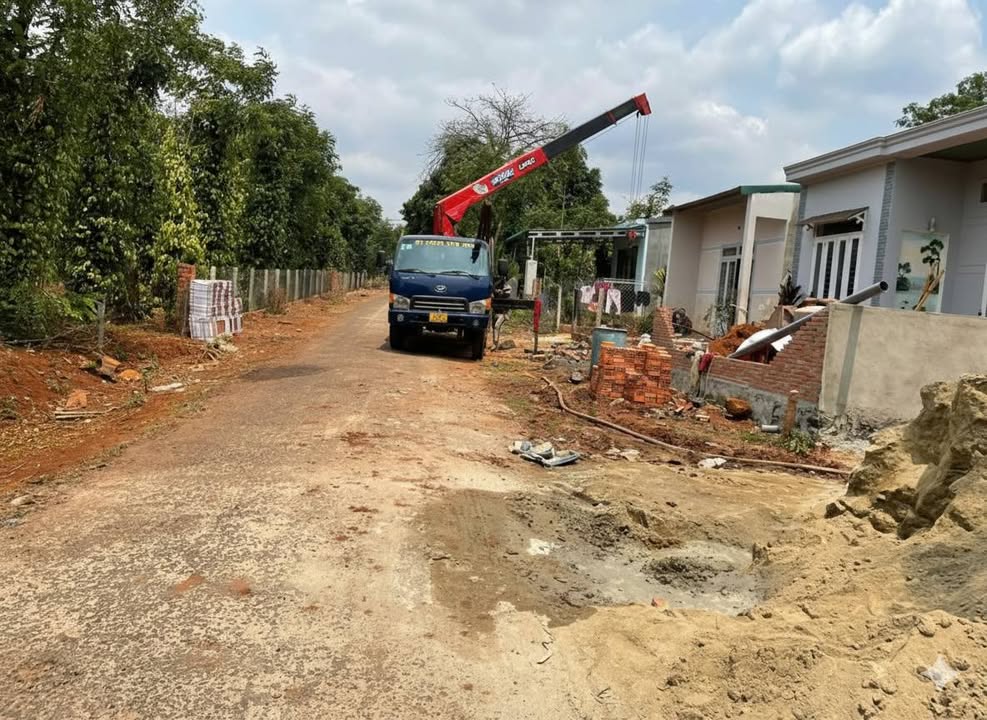 Đất nền Buôn Huê, Ea Kao 100m² giá 650 triệu - Cách Hồ Ea Kao chỉ 300m!