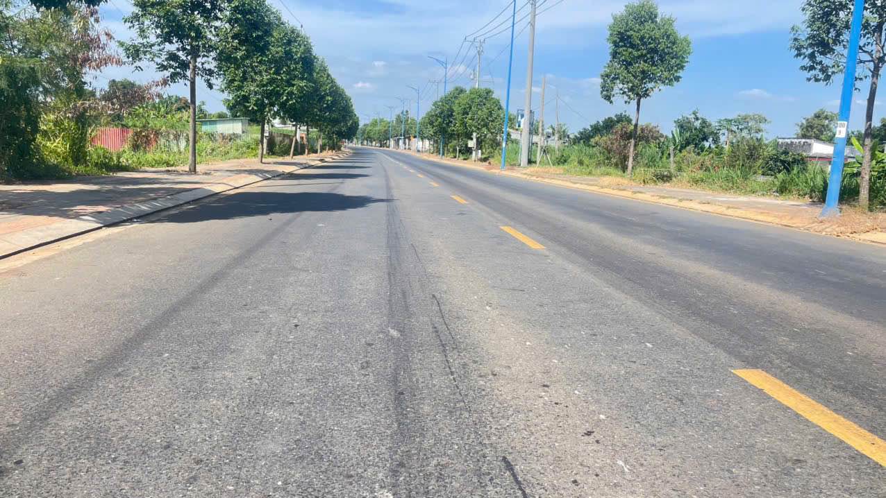 Đất nền Đất Đỏ 512m² giá 1.65 tỷ - Sổ đỏ chính chủ, thương lượng ngay!