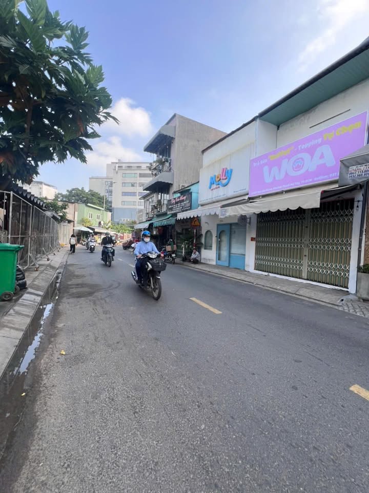 Nhà hẻm xe hơi Ung Văn Khiêm, Bình Thạnh 106m² giá 14.8 tỷ - Sổ hồng chính chủ, thu nhập 30 triệu/tháng!