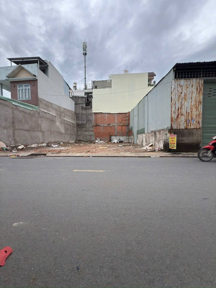 Đất mặt tiền Kênh Mương Lệ, Bình Hưng Hoà B, 72m² chỉ 6.5 tỷ - Cơ hội vàng đầu tư!