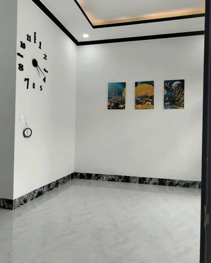 Nhà cấp 4 Hẻm Hoàng Cầm, Bình Thuận 40m² giá 550 triệu - Sổ chung công chứng vi bằng!