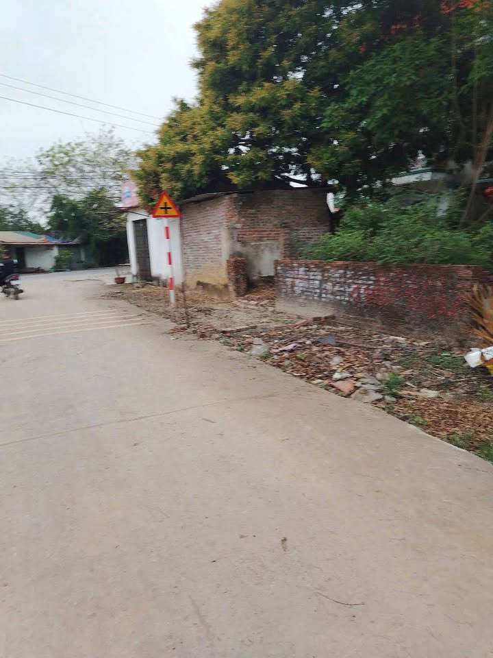 Đất nền thổ cư Đông Lai, Quang Tiến 91m² giá 2.4 tỷ - Vị trí đắc địa gần KCN Nội Bài!